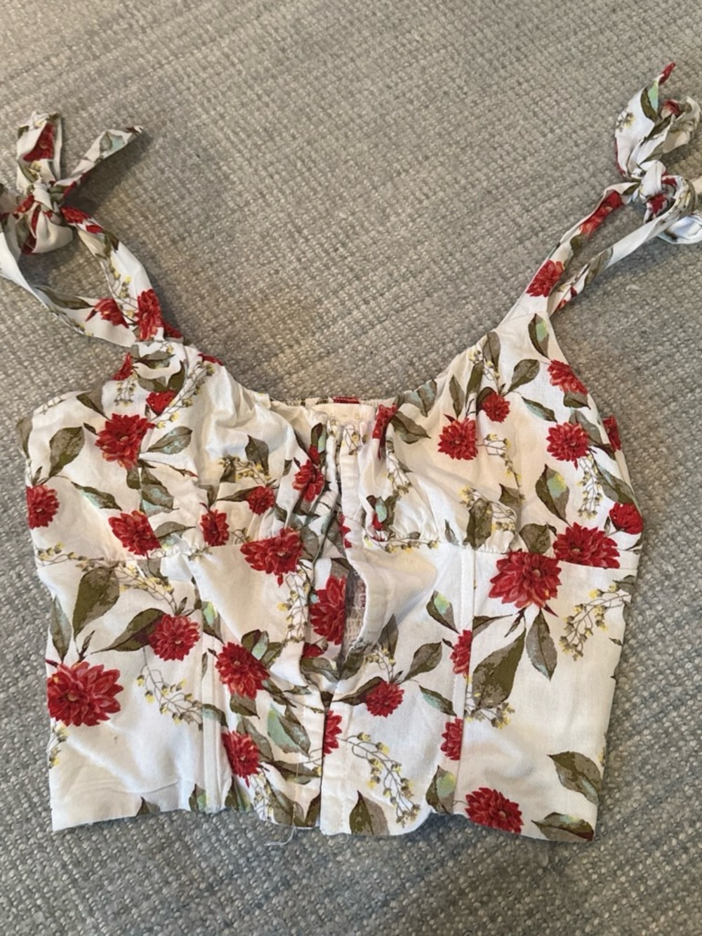 Tie-Shoulder Floral Crop Camisole - White with Red Flowers